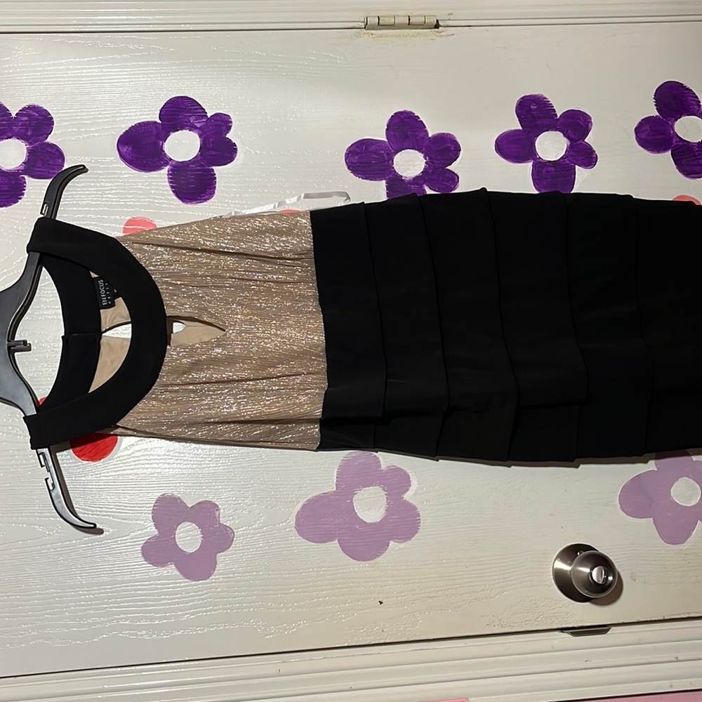 MACYS BLACK&GOLD PARTY DRESS